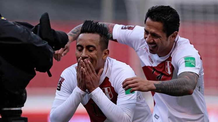 Perú dio la sorpresa en Quito y venció a Ecuador por las eliminatorias.