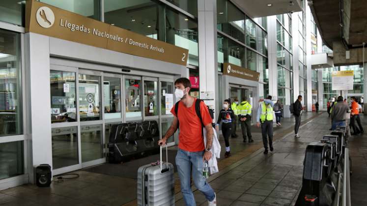 Colombia eliminó prueba PCR negativa en aeropuertos para ingresar al país