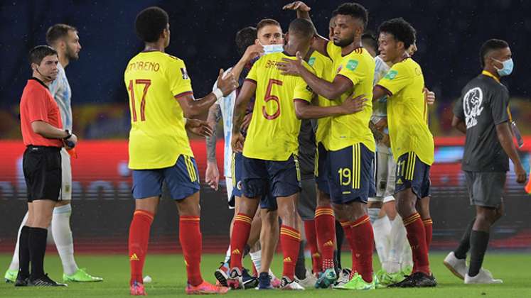 Dos positivos para COVID-19 en la Selección Colombia 