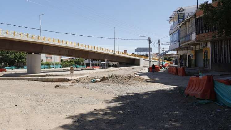 En enero de 2019 la obra intersección vial Cuatro Vientos comenzó su construcción con una inversión de $31.900 millones y la ejecución se proyectó para 14 meses, a la fecha no se ha terminado.  /Foto: Luis Alfredo Estévez/ La Opinión 