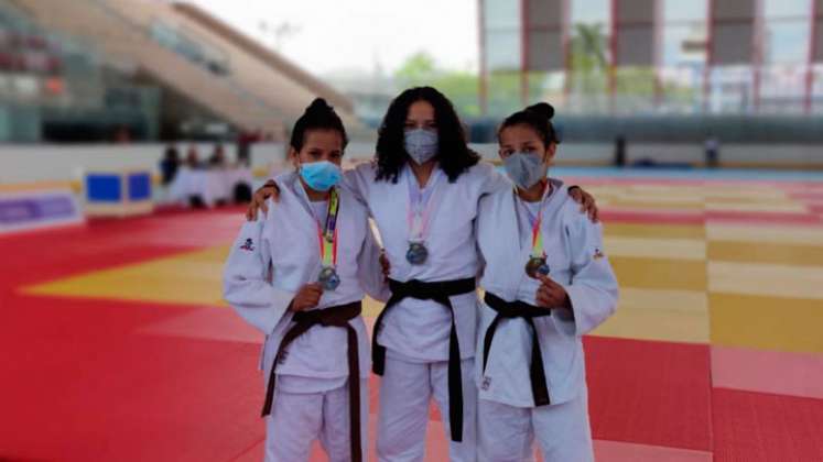 Judocas rojinegros en campeonato nacional disputado en Cali. 