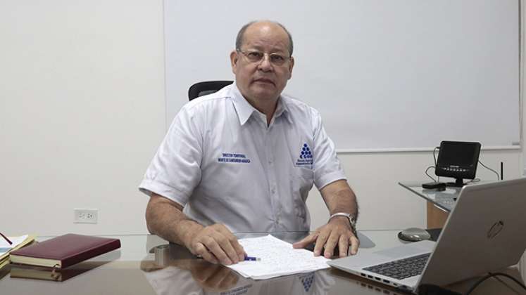 Director de la ESAP, Oscar Eduardo Carvajal.