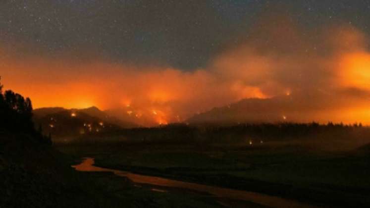 Incendios forestales en el norte del estado de California,  donde la sequía favoreció la expansión del fuego por miles de hectáreas./Foto: AFP