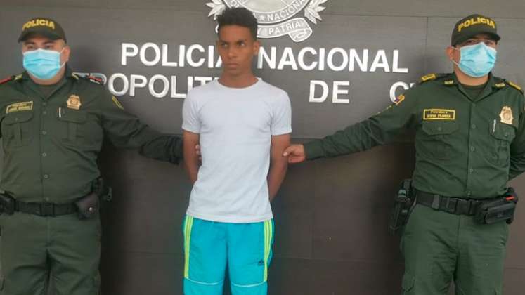 Alejandro Gabriel Alfaro Pabón capturado por porte ilegal.