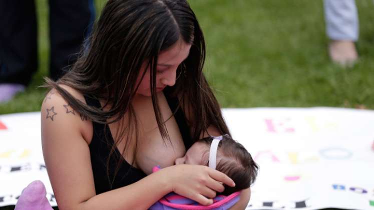 Se encuentran en avance normativo proyectos de ley por sanción presidencial, los cuales buscan la protección de las mujeres embarazadas y en lactancia. / Foto: Colprensa