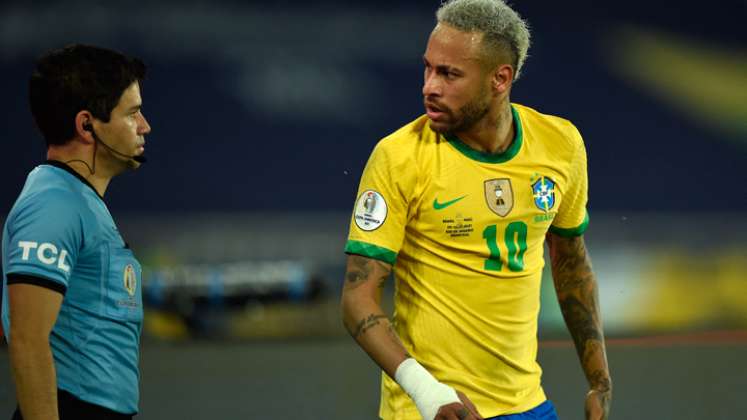 Neymar quiere enfrentarse al  archirrival Argentina en la final de la Copa América, tras eliminar este lunes a Perú en una de las semifinales. / Foto: AFP