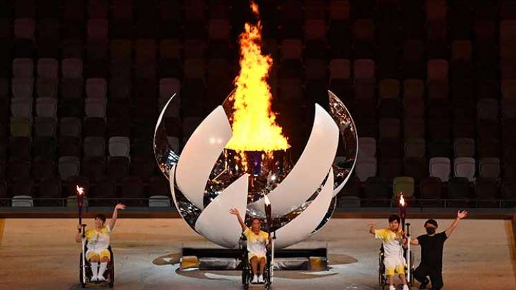 Los Juegos Paralímpicos comenzaron este martes con el encendido de la llama olímpica.