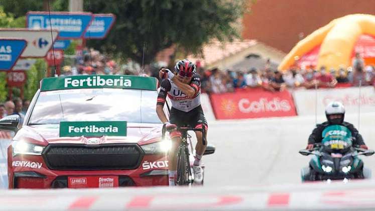 El polaco Rafal Majka ganó este domingo la etapa 15 de la Vuelta ciclista a España