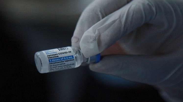 Vacunas del laboratorio estadounidense Janssen se aplican en diferentes regiones de Colombia. / Foto Colprensa 