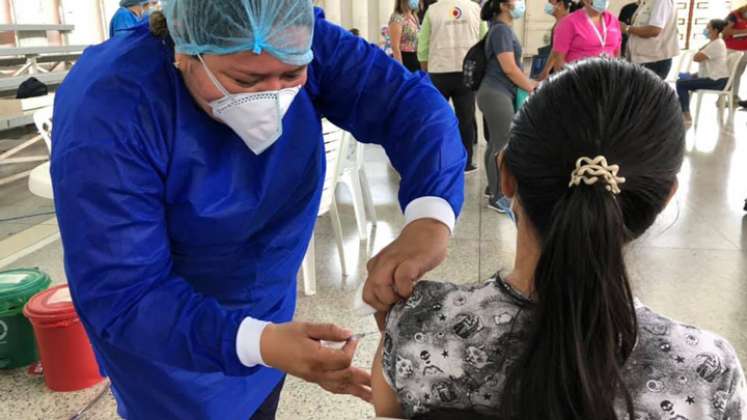 En Cúcuta se aplicaron 15.300 dosis contra el COVID-19 en las últimas 24 horas 