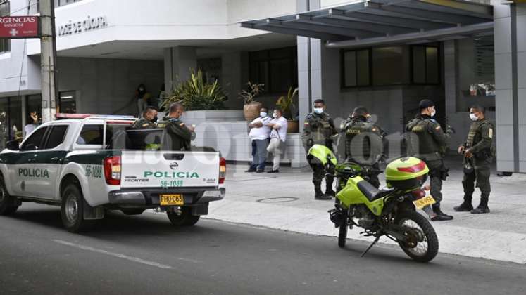 La caravana de la Policía fue atacada en el sector Puente León