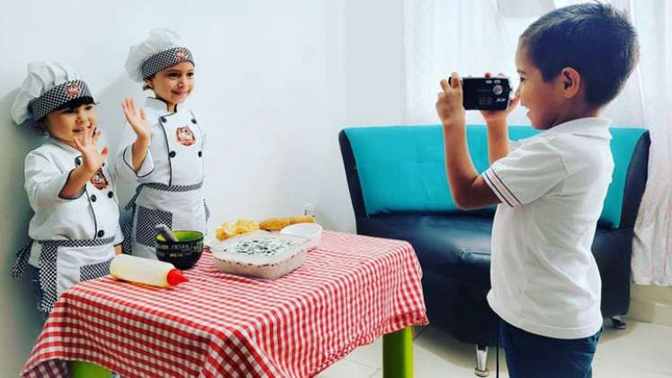 Isabella y Luciana demuestran sus dotes de cocineras y están dispuestas a competir en Masterchef. /Foto: Instagram.