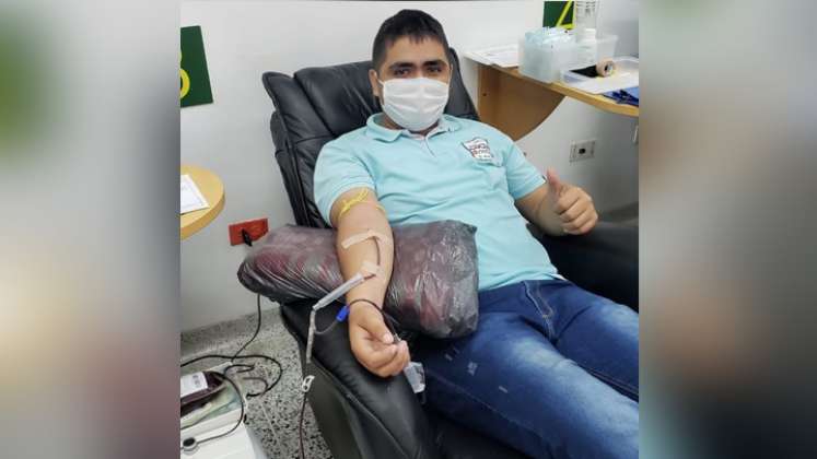 Fermín Alviarez tienen el buen hábito de donar sangre tres veces al año en el banco del HUEM. / Foto: Cortesía