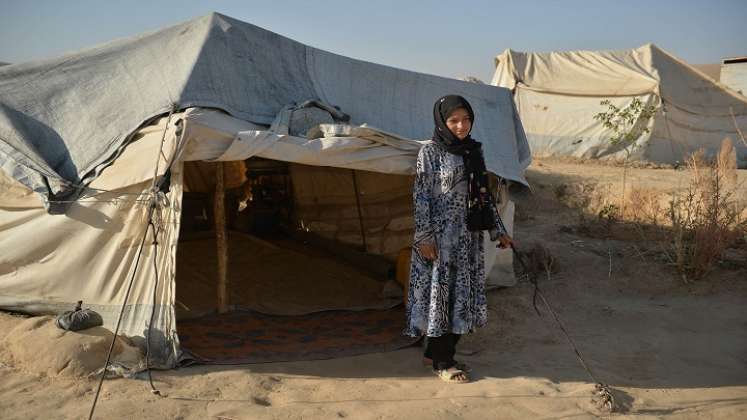 La guerra y la pobreza relacionada con el cambio climático han llevado a recurrir a acuerdos cada vez más temprano n la vida de las niñas./ AFP