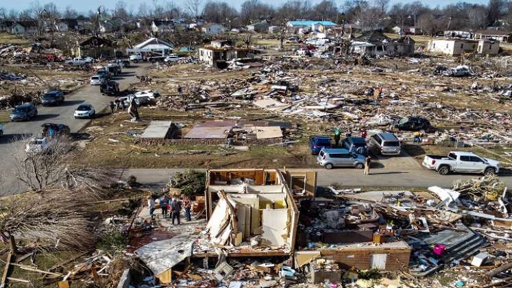 ¿El cambio climático provocó los catastróficos tornados que azotaron Estados Unidos el fin de semana pasado? /AFP
