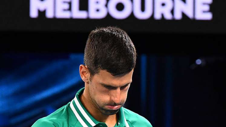 Novak Djokovic enfrenta problemas con Gobierno Australiano tras no vacunarse. 
