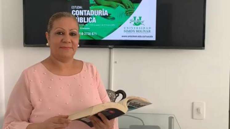 Ana Emilce Contreras, directora del programa académico de Contaduría Pública y profesora Unisimón. / Foto suministrada 