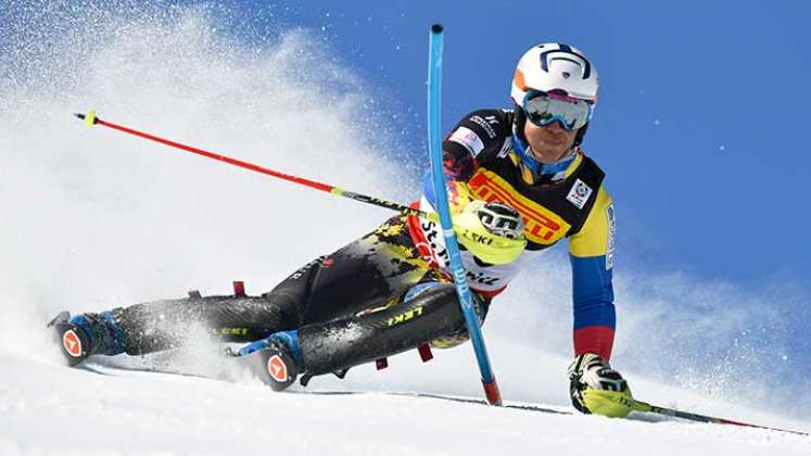 Michel Poettoz el esquiador colombiano se siente orgulloso de representar al país.