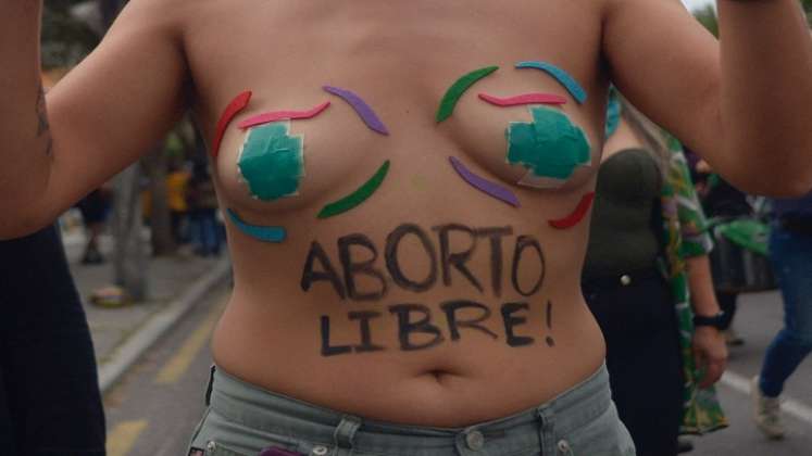 Suspendida discusión despenalización del aborto en Colombia