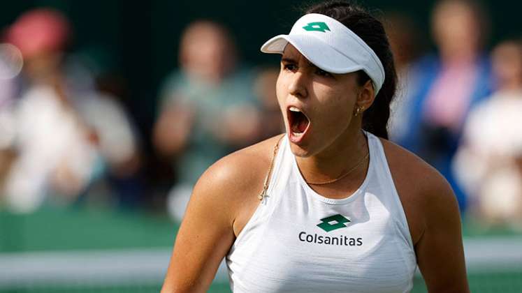 Camila Osorio en la tercera ronda de Wimbledon 2021. 