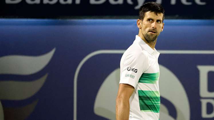 Novak Dkojovic en torneo de Dubái.