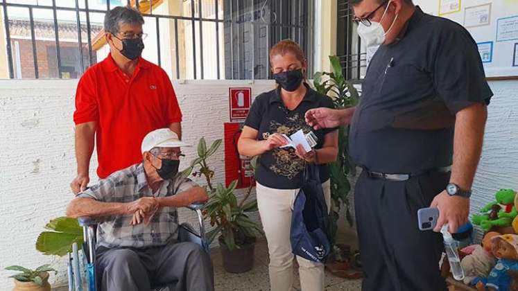 más de 130 adultos mayores de San Cristóbal serán atendidos por la iglesia católica./Foto cortesía
