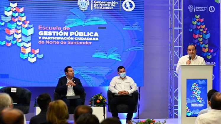Gobernador Silvano Serrano lanzó Escuela de Gestión Pública/Foto cortesía