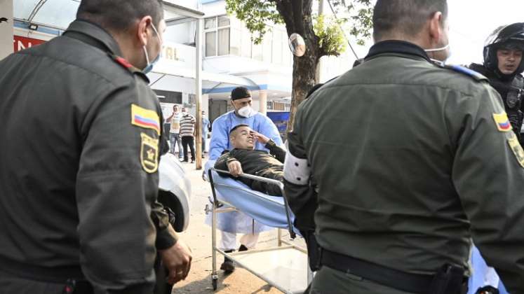 Un muerto, ocho capturados y un policía herido./Foto: Jorge Gutiérrez - La Opinión