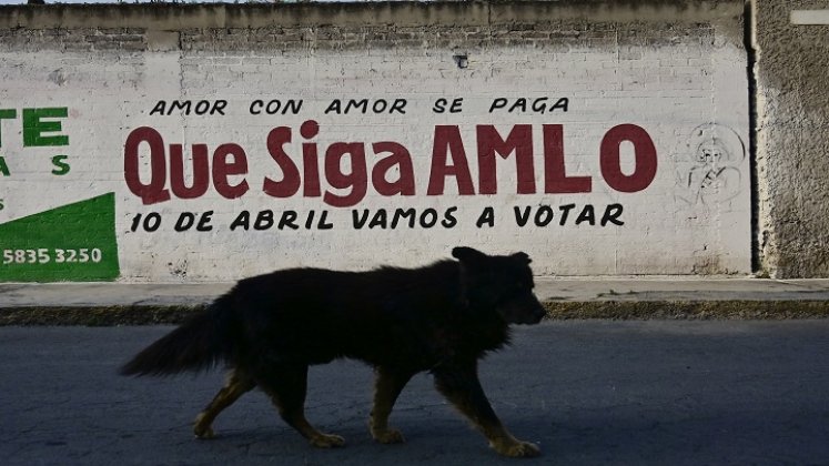 Mexicanos van este domingo a un referéndum presidencial 