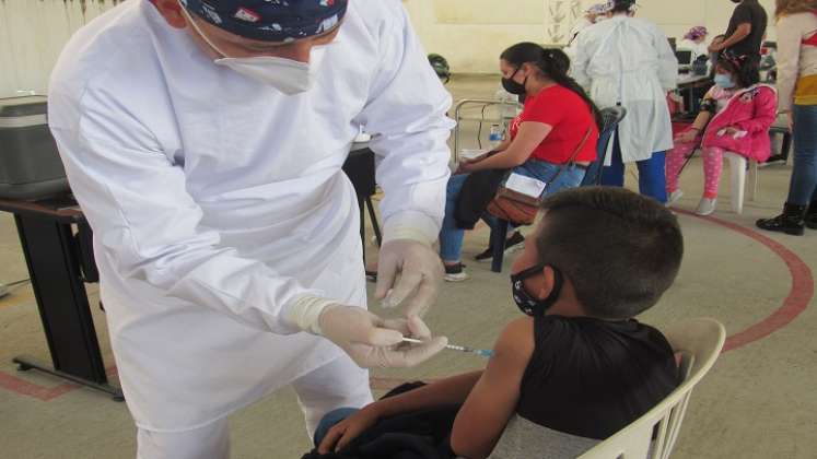 198.000 menores de 3 a 17 años, han recibido el esquema completo de vacunación contra el Covid-19 en el departamento. Foto: Archivo/La Opinión