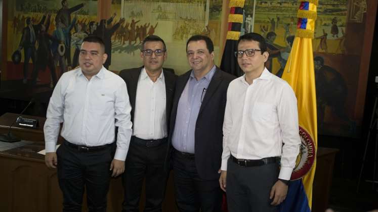 José Ricardo Ayala Gómez, César Arbey Torres, y Jefferson Castellanos tomaron posesión como nuevos concejales de Cúcuta./Foto Juan Pablo Cohen-La Opinión