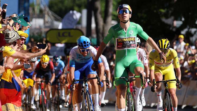  Van Aert gana la octava etapa del Tour de Francia