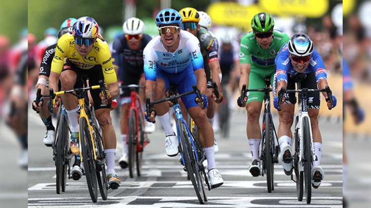 Groenewegen ganó en foto finish la tercera etapa del Tour de Francia