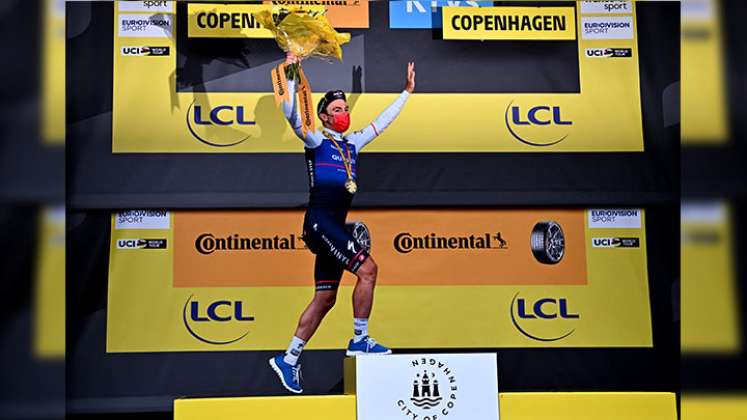  Lampaert primero en la etapa, Pogacar primero entre los favoritos al Tour./Foto: AFP