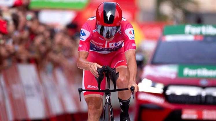 El belga Remco Evenepoel, se consolida en el liderato de la Vuelta a España 2022.