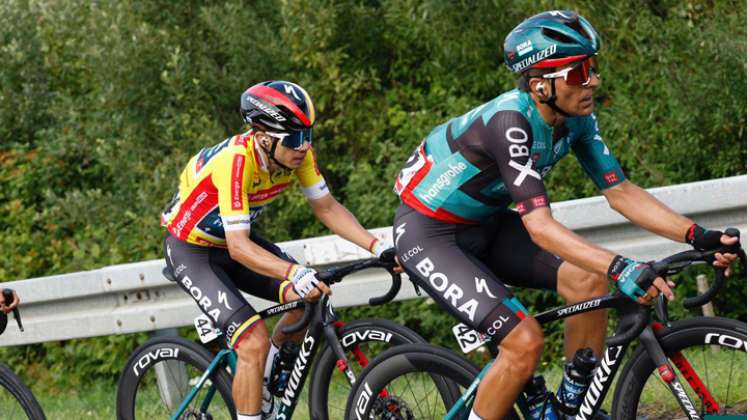 Sergio Higuita se aferra al liderato en la Vuelta a Polonia