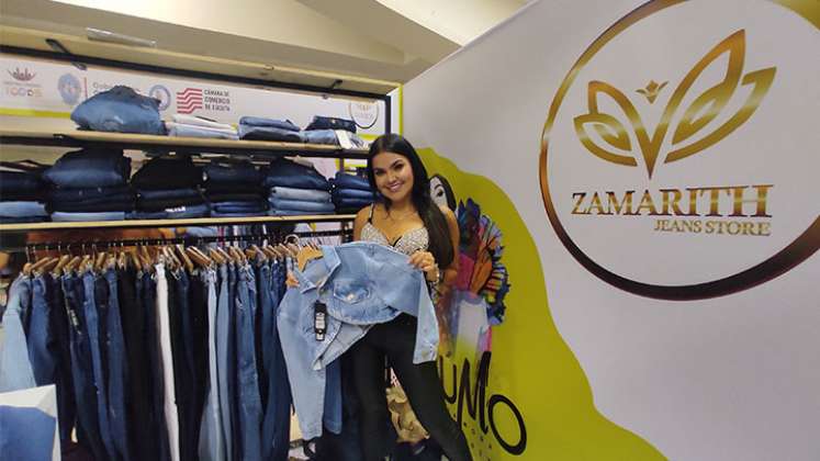 Zamarith Jeans no solo está presente en varias ciudades de Colombia, las prendas también llegan a Chile, Panamá, Guatemala, Austria y Venezuela. / Foto: Leonardo Favio Oliveros
