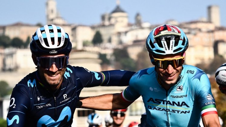 Alejandro Valverde (izquierda) y el italiano Vincenzo Nibali cerraron sus carreras deportivas.