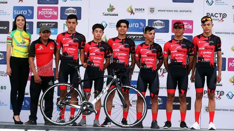 El equipo de Norte de ciclismo que participa en la Vuelta del Porvenir tuvo regular comienzo en la contrarreloj individual. (Foto Cortesía/FCC)