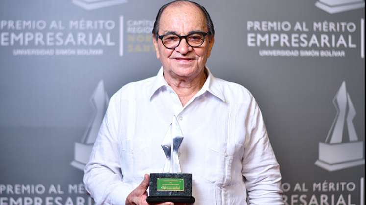 Giuseppe Cattai recibió el Premio al Mérito Empresarial. / Foto Cortesía