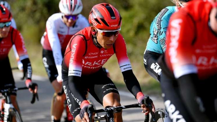El futuro de Nairo Quintana en el ciclismo europeo continúa incierto.