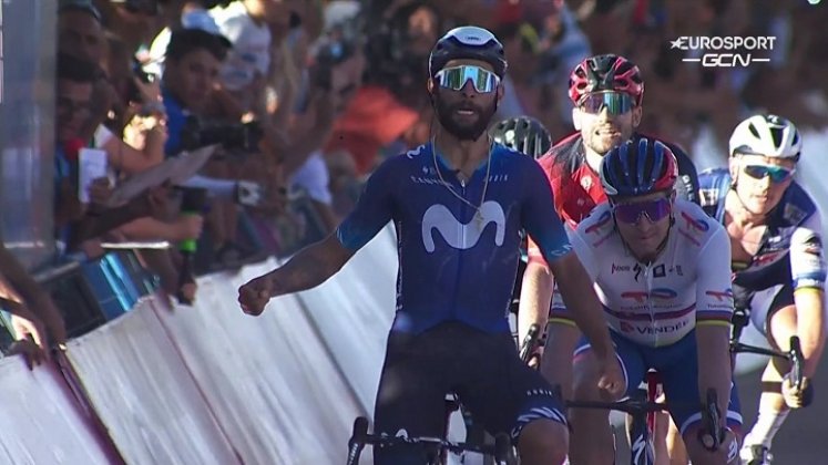 Fernando Gaviria se impuso en la cuarta etapa de la Vuelta a San Juan. 