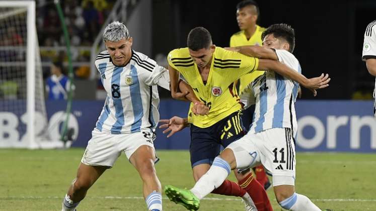 La selección Sub-20 de Colombia, con algo de angustias avanzó la segunda fase del  Suramericano de la categoría.