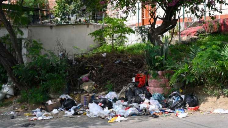 La comunidad pide resultados ante la problemática de los residuos