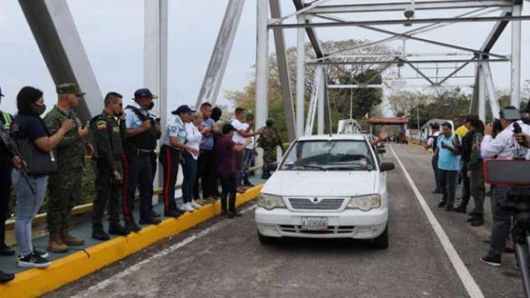 Después de 7 años Colombia y Venezuela reabren el puente José Antonio Páez