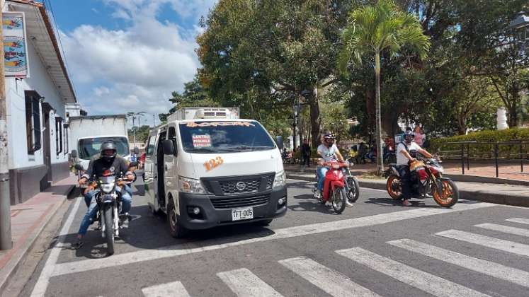 Comienzan a regir las tarifas del transporte urbano de pasajeros en el municipio de Ocaña.