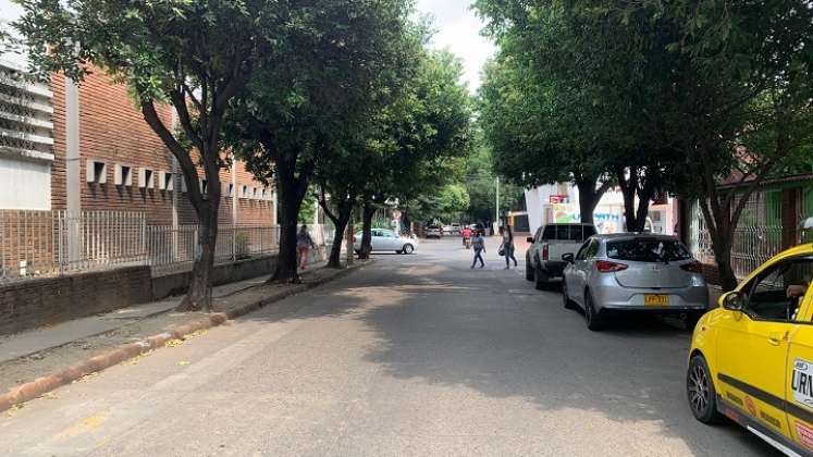 En esta parte de la Avenida Gran Colombia capturaron a los dos presuntos delincuentes.