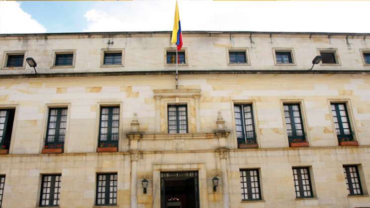 Procuraduría hace llamado urgente para reabrir consulados en Venezuela