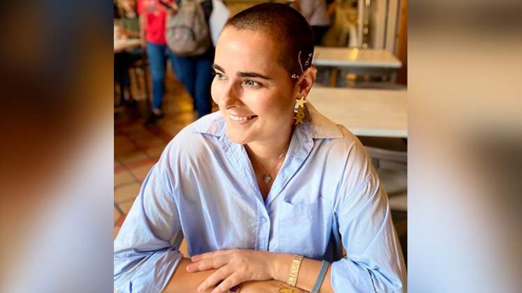 Así enfrenta el cáncer de seno la extenista Mariana Mesa