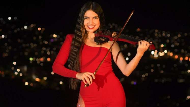 Franyeli Moreno, la 'Selena' venezolana de los semáforos